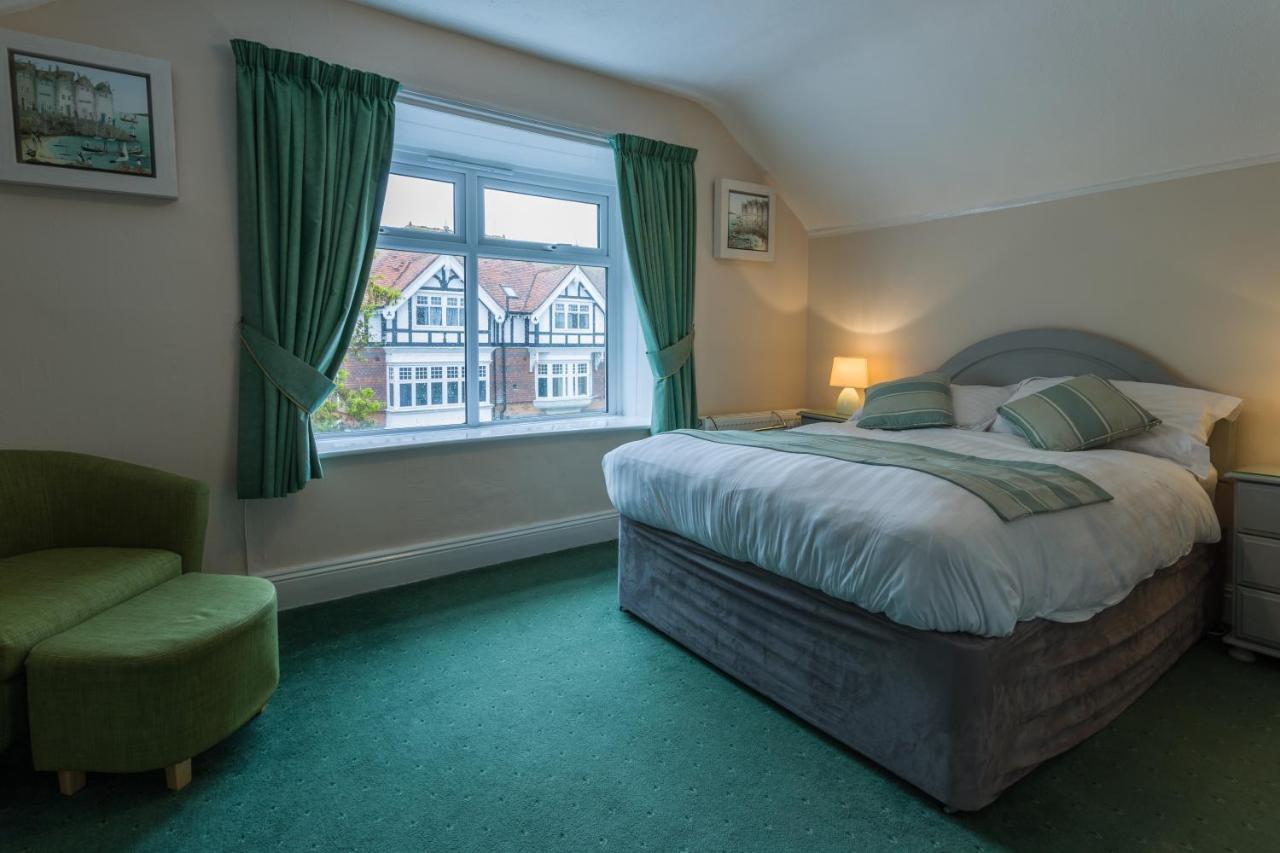 Relax At Rosscourt Guest House-Free On Site Parking (Adults Only) Борнмут Экстерьер фото