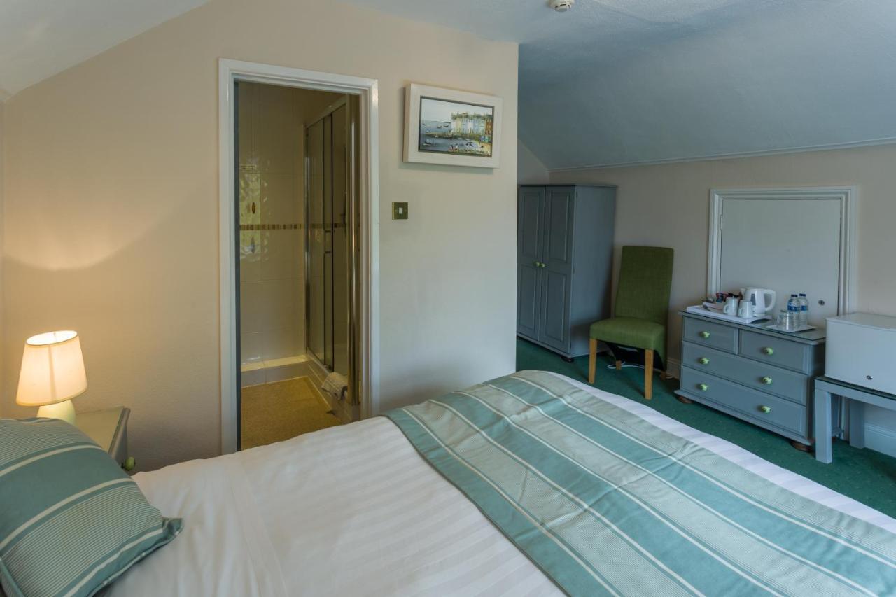 Relax At Rosscourt Guest House-Free On Site Parking (Adults Only) Борнмут Экстерьер фото