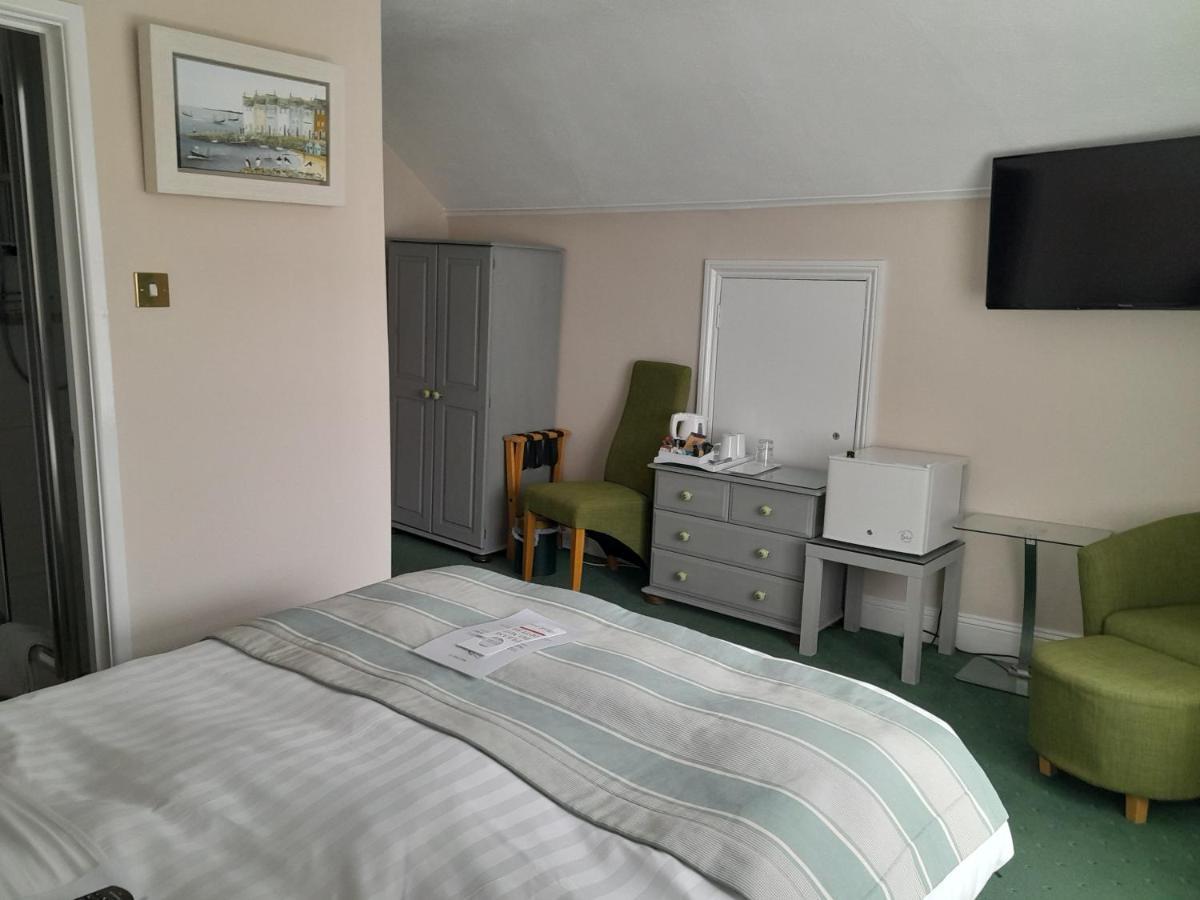 Relax At Rosscourt Guest House-Free On Site Parking (Adults Only) Борнмут Экстерьер фото