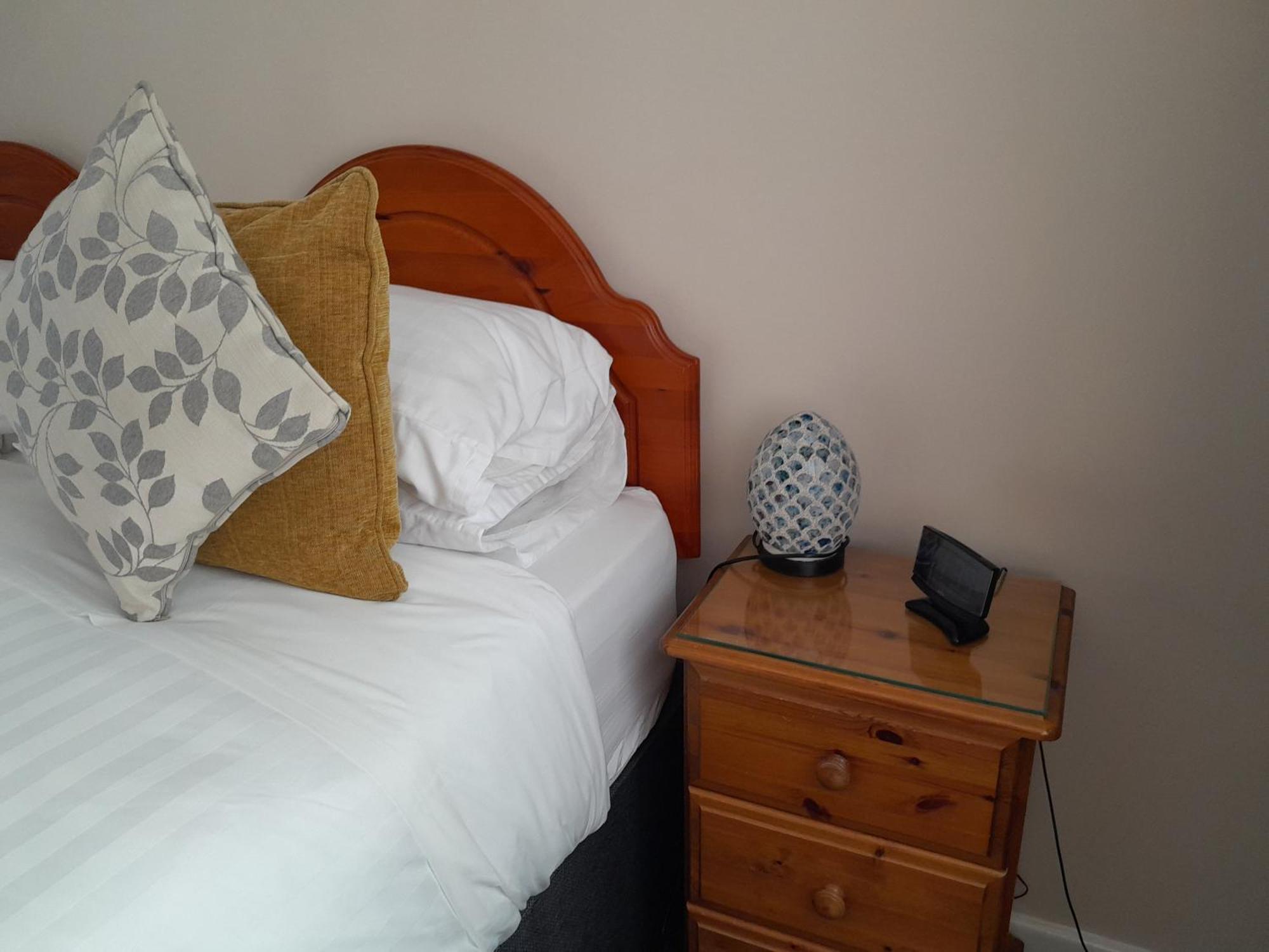 Relax At Rosscourt Guest House-Free On Site Parking (Adults Only) Борнмут Экстерьер фото