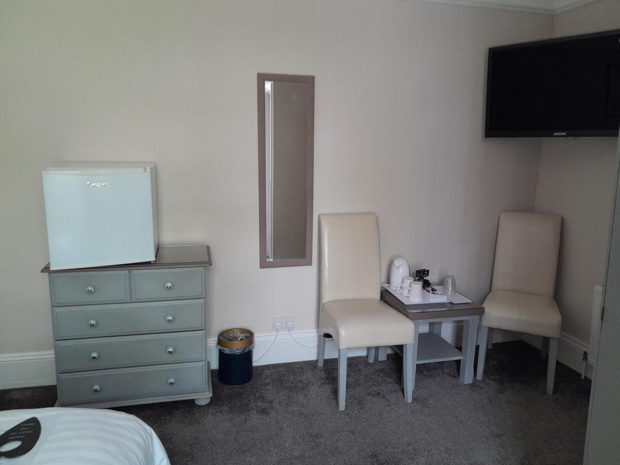 Relax At Rosscourt Guest House-Free On Site Parking (Adults Only) Борнмут Экстерьер фото