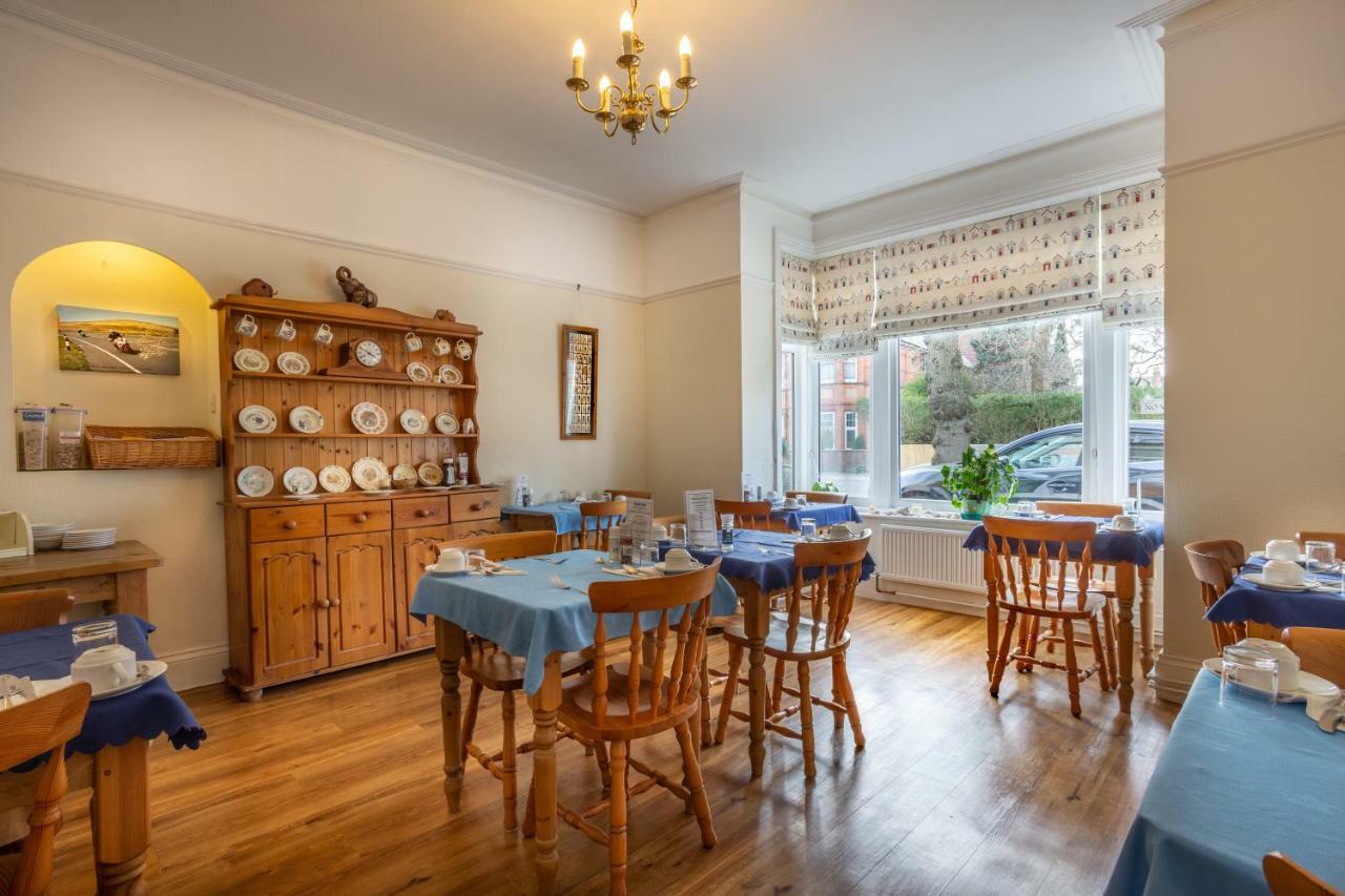 Relax At Rosscourt Guest House-Free On Site Parking (Adults Only) Борнмут Экстерьер фото